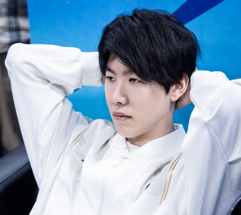 解说怀南分析今日赛果影响：OMG战胜UP即可晋级骑士之路